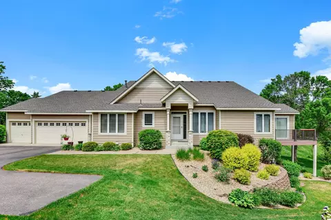 8813 Stonebrooke Ct, Woodbury, MN 55125