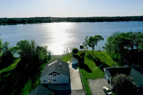 4986 Eagle Lake Rd, Willmar, MN 56201