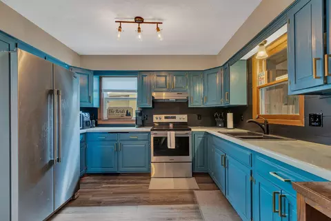 Kitchen - 4986 Eagle Lake Rd, Willmar, MN 56201 photo 1 of 3