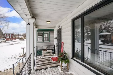 Exterior - 3816 W 5th St, Duluth, MN 55807 photo 3 of 8