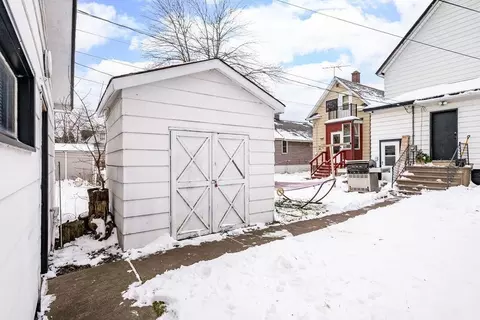 Exterior - 3816 W 5th St, Duluth, MN 55807 photo 6 of 8