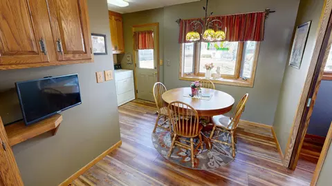 Dining - 941 Mary Ave, Willmar, MN 56201 photo 1 of 2