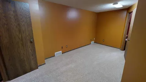 Bedroom - 941 Mary Ave, Willmar, MN 56201 photo 10 of 10