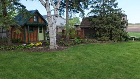 Exterior - 941 Mary Ave, Willmar, MN 56201 photo 10 of 17