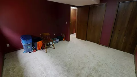 Bedroom - 941 Mary Ave, Willmar, MN 56201 photo 6 of 10