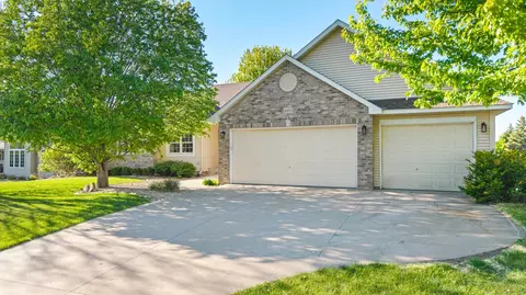 20607 Jupiter Path, Lakeville, MN 55044
