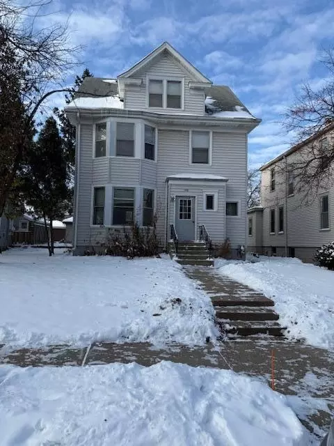 146 Emerald St SE, Minneapolis, MN 55414