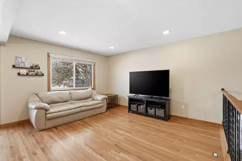 Living - 1650 Hickory Hill Dr, Eagan, MN 55122 photo 2 of 6