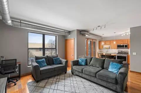 15 E Franklin Ave #330, Minneapolis, MN 55404