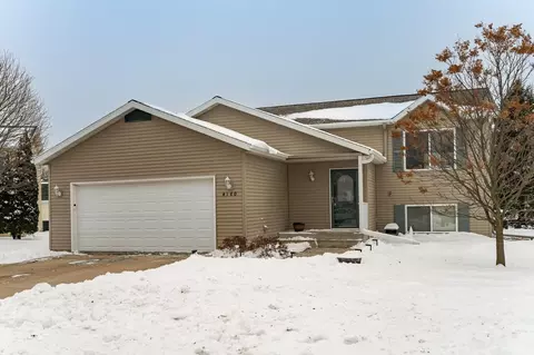 4180 Peregrine Ln SE, Rochester, MN 55904
