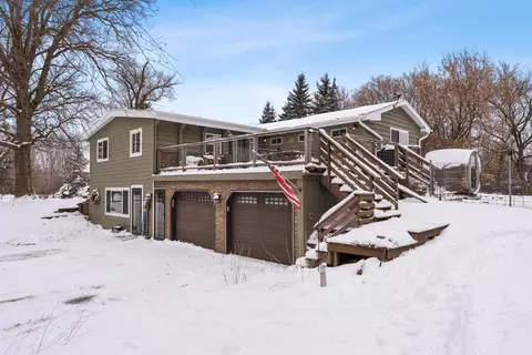 50495 Evergreen Ave, Rush City, MN 55069