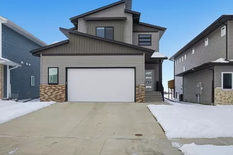 2734 12th St W, West Fargo, ND 58078