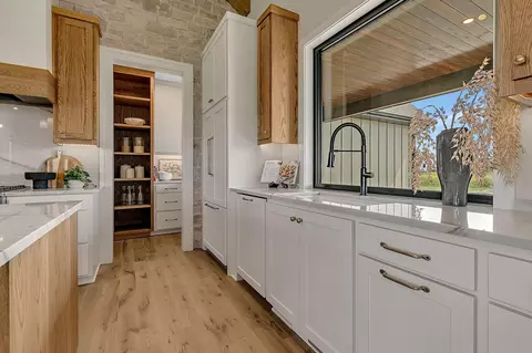 Kitchen - 1093 20th Ave N, Sartell, MN 56377 photo 8 of 10
