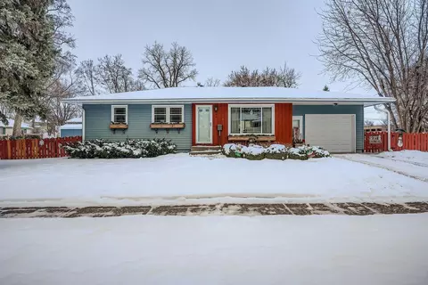 639 7th St W, Hastings, MN 55033