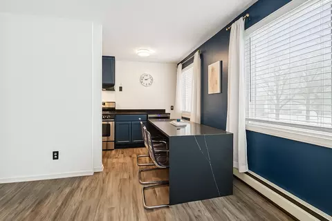 3237 15th Ave S #21, Minneapolis, MN 55407