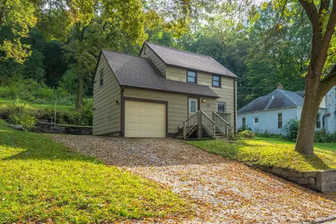 410 N Adams St, Saint Croix Falls, WI 54024