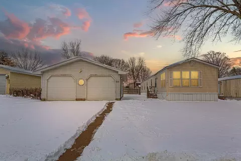 502 Edgar Pl, Faribault, MN 55021