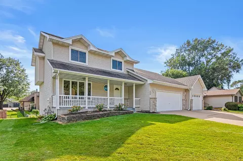 136 71 12 Way NE, Fridley, MN 55432