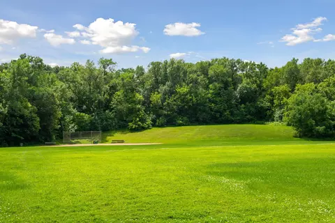 3873 Dolomite Dr, Eagan, MN 55122 photo 25