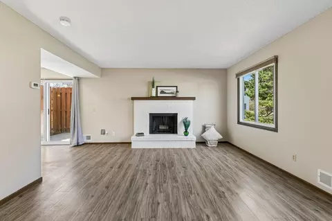 3873 Dolomite Dr, Eagan, MN 55122 photo 9