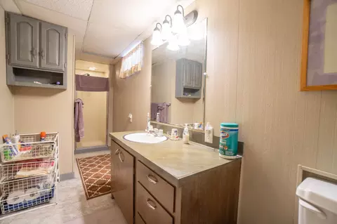 Bath - 332 4th St NW, Perham, MN 56573 photo 4 of 7