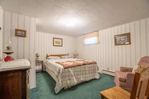 Bedroom - 332 4th St NW, Perham, MN 56573 photo 3 of 4