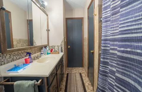 Bath - 332 4th St NW, Perham, MN 56573 photo 2 of 7