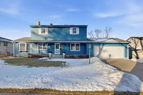 1555 Cottage Ave E, Saint Paul, MN 55106