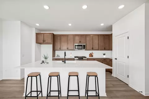 10555 Harbor Ln N, Maple Grove, MN 55369