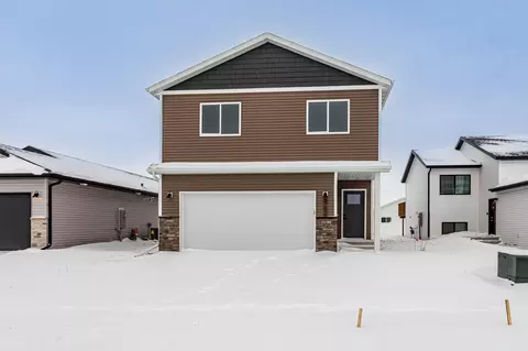 6753 67 Ave S, Horace, ND 58047