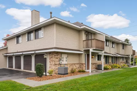 7486 Vinewood Ct, Maple Grove, MN 55311