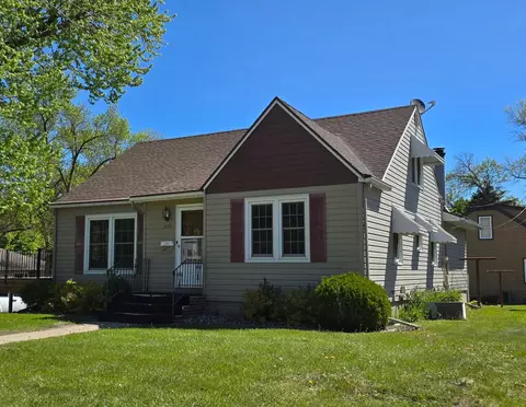 918 Clausen Ave, Albert Lea, MN 56007