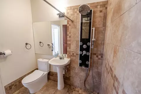 Bath - 711 8th Ave N, Saint Cloud, MN 56303 photo 3 of 3