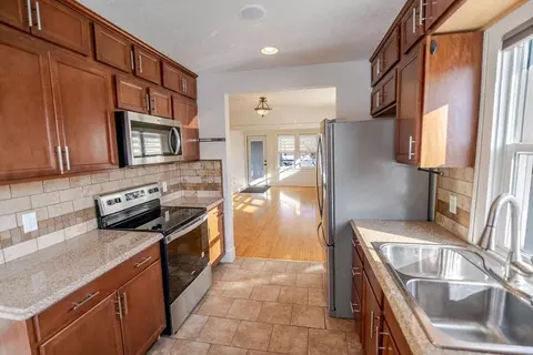 Kitchen - 711 8th Ave N, Saint Cloud, MN 56303 photo 1 of 4