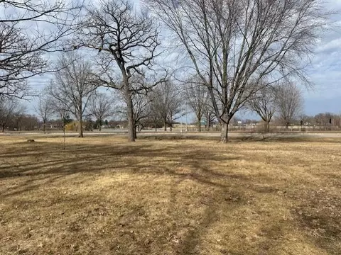 Other - 700 Oakland Pl NE, Austin, MN 55912 photo 1 of 3