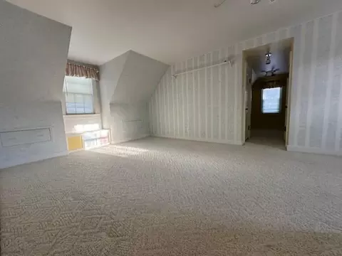 Bedroom - 700 Oakland Pl NE, Austin, MN 55912 photo 3 of 3
