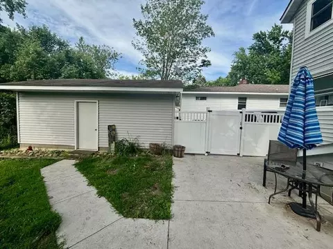 Exterior - 839 Bluff Ave, Brainerd, MN 56401 photo 3 of 13