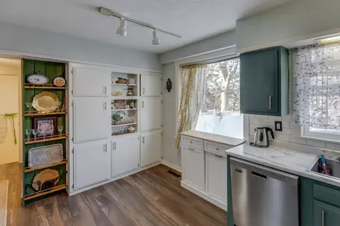 Kitchen - 839 Bluff Ave, Brainerd, MN 56401 photo 4 of 4