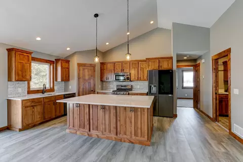 1637 75th Ave, Hammond, WI 54015