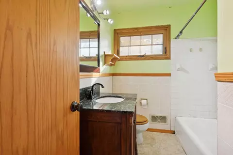 1312 E 93 12 St, Bloomington, MN 55425 photo 21