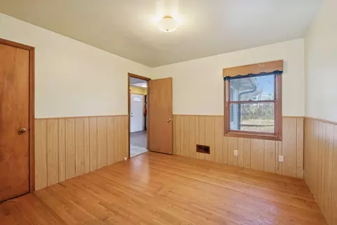 1312 E 93 12 St, Bloomington, MN 55425 photo 17