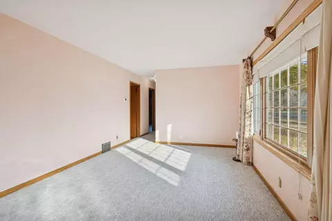 1312 E 93 12 St, Bloomington, MN 55425 photo 8