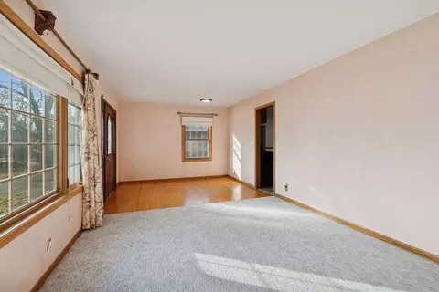1312 E 93 12 St, Bloomington, MN 55425 photo 10