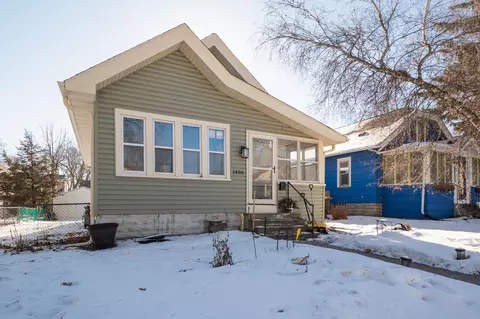 1450 Juliet Ave, Saint Paul, MN 55105