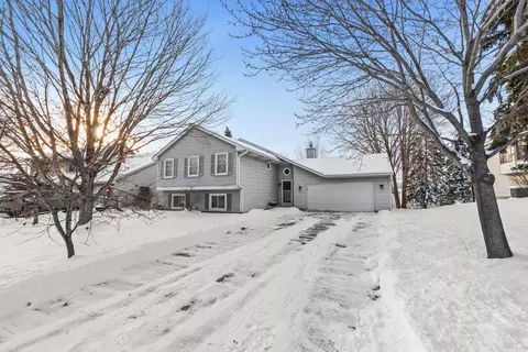 13912 Xerxes Ave S, Burnsville, MN 55337