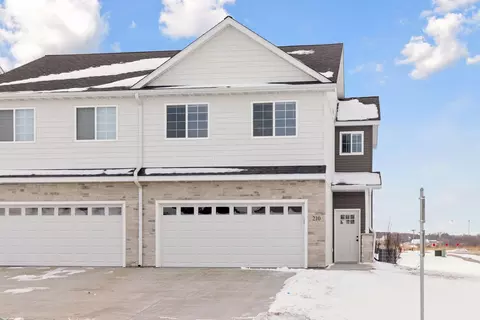 628 Franklin St, Roberts, WI 54023 photo 3