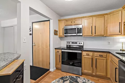 3155 Coachman Rd #310, Eagan, MN 55121 photo 12
