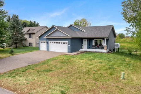 305 Garfield Ave S, Montrose, MN 55363