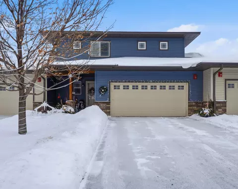 1315 Lylewood Pkwy, Carver, MN 55315
