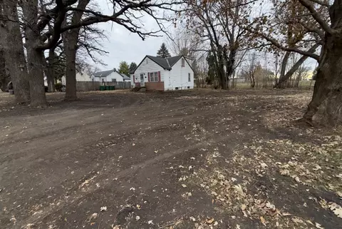 323 Main St, Manchester, MN 56007
